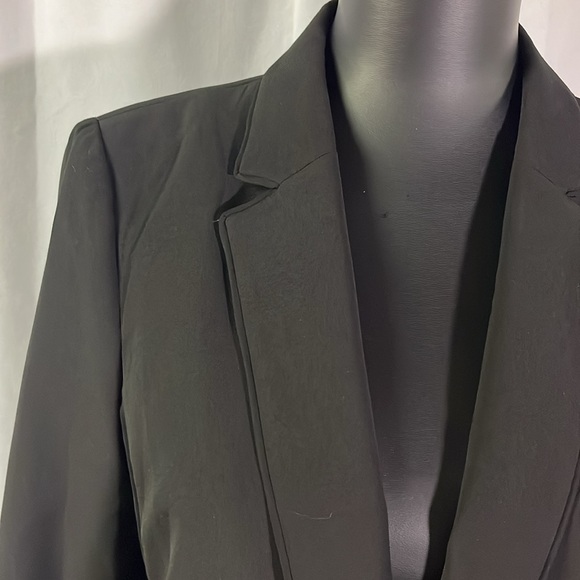 White House Black Market Black Single Button Zipper Accent Blazer - Picture 5 of 16